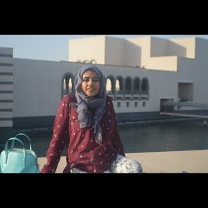 Red Ann Taylor LOFT shirt, size XL